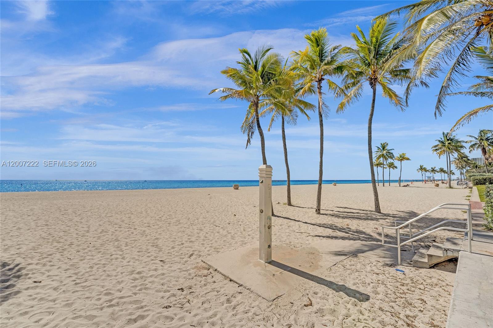 WELLINGTON TOWERS CONDO - Residential