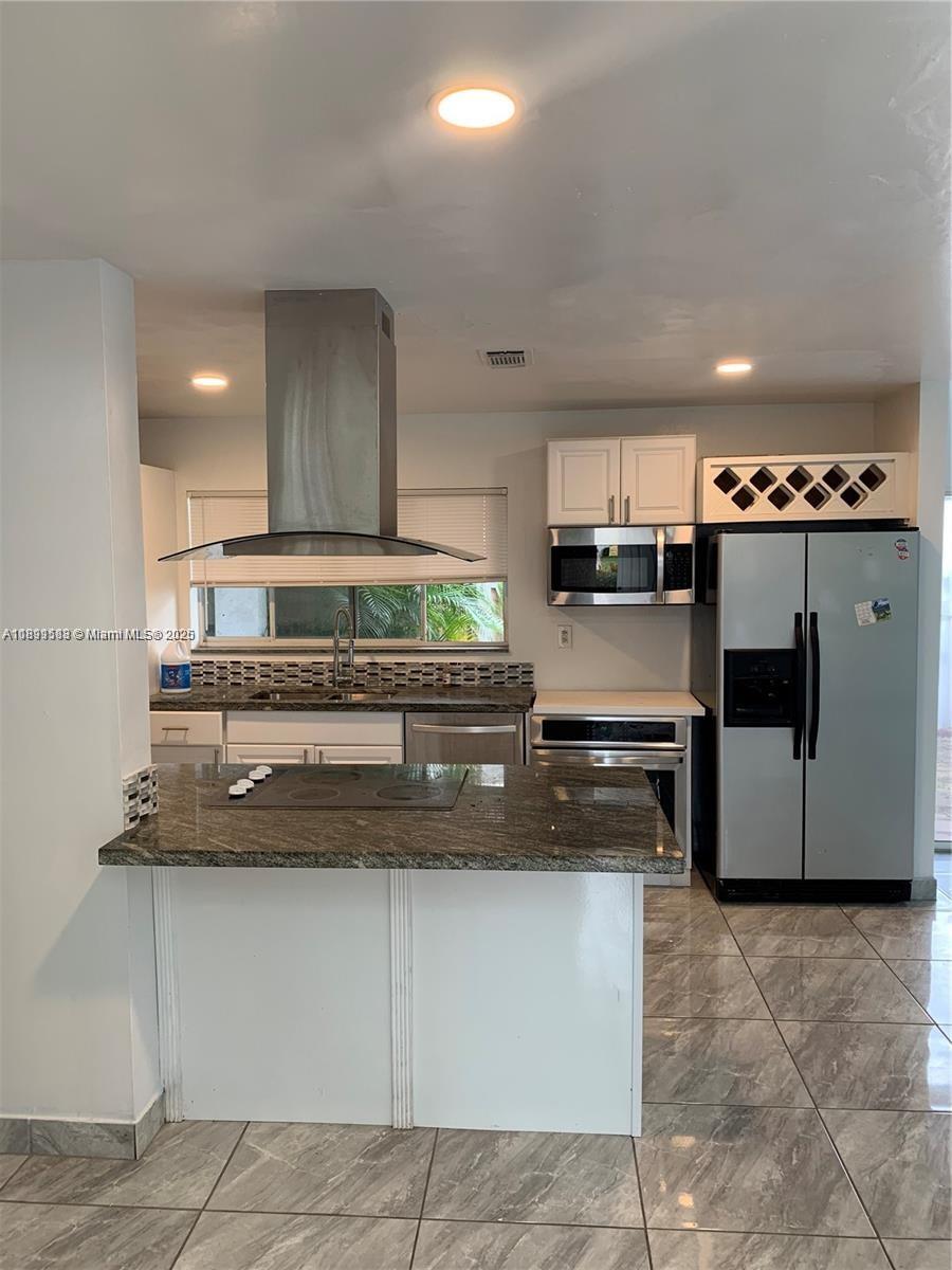 SAN SIMEON HOMES - Residential