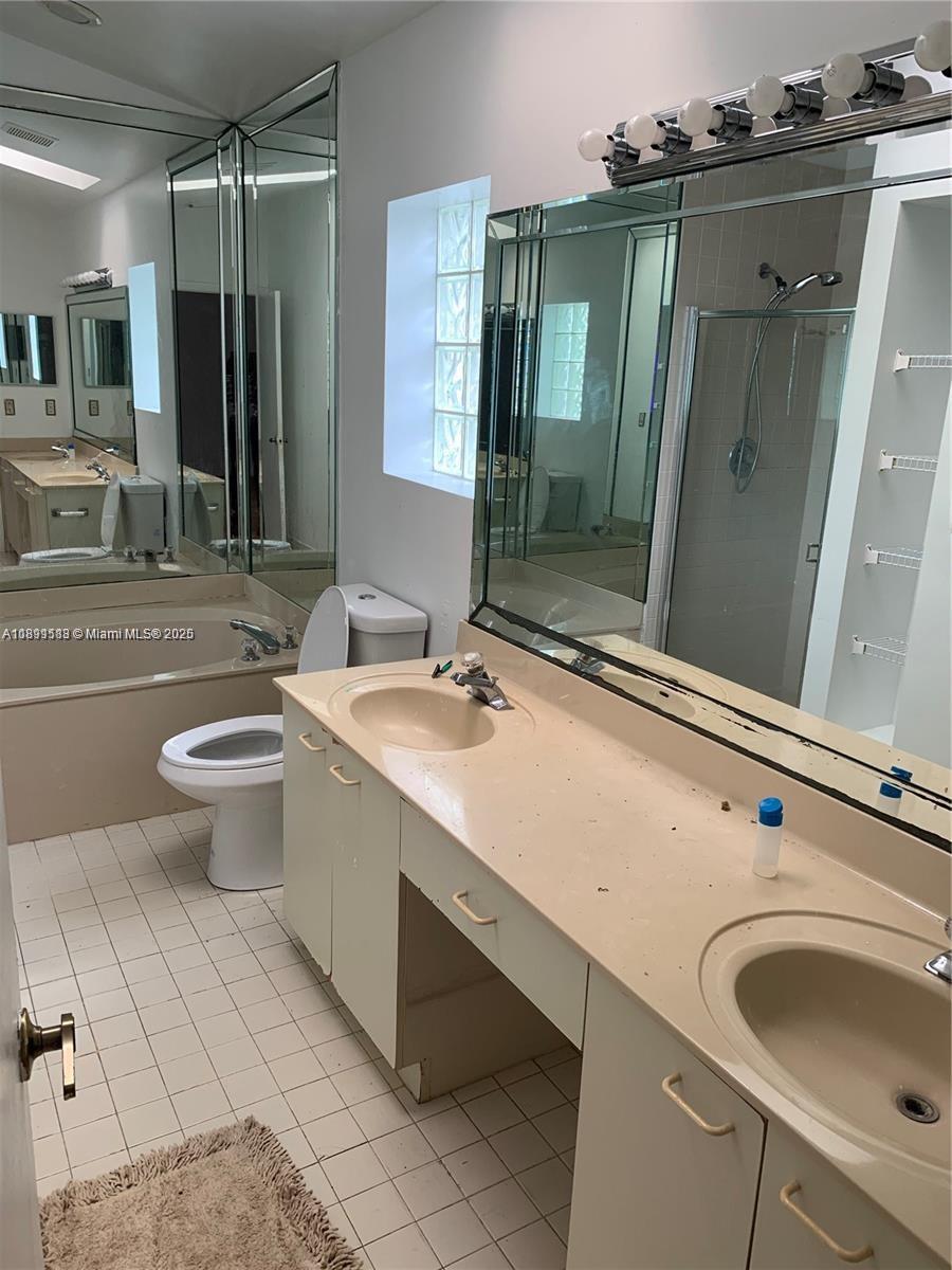 SAN SIMEON HOMES - Residential