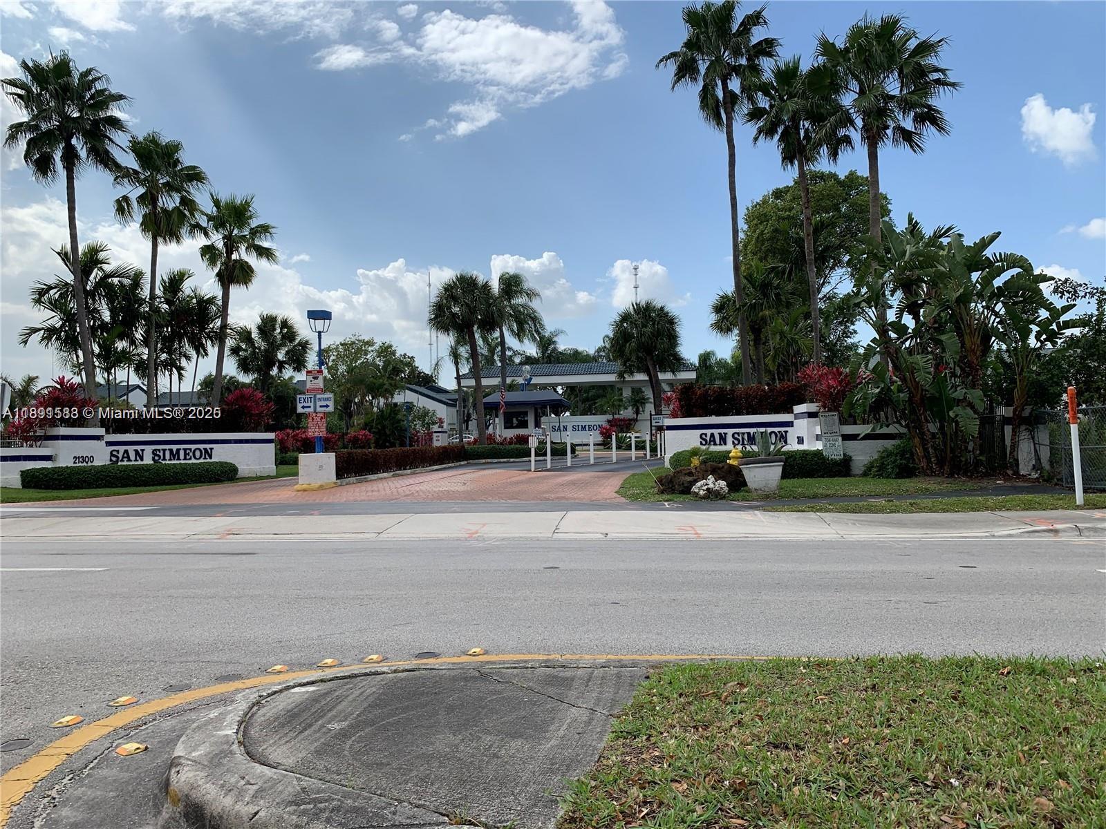 SAN SIMEON HOMES - Residential