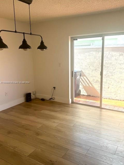 LAKES OF THE MEADOW-MEADO - Residential Lease
