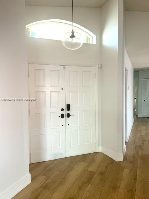 LAKES OF THE MEADOW-MEADO - Residential Lease