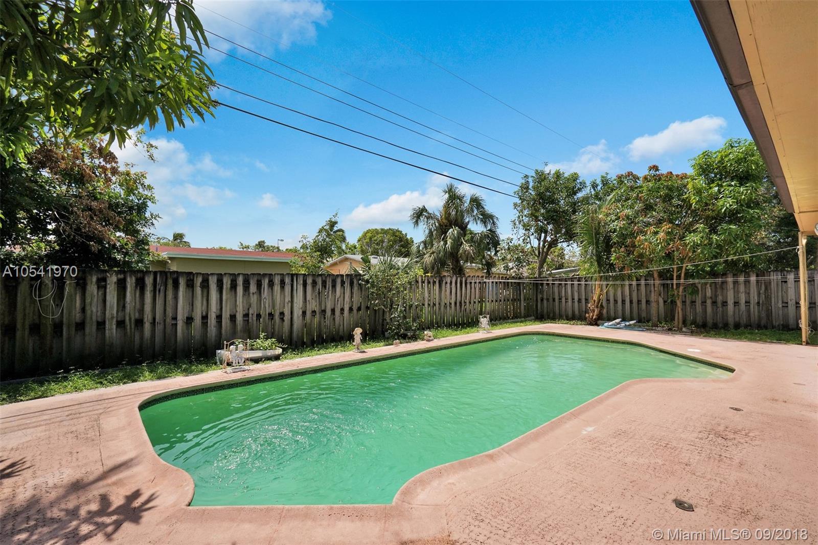 SUNRISE GOLF VILLAGE SEC - Residential