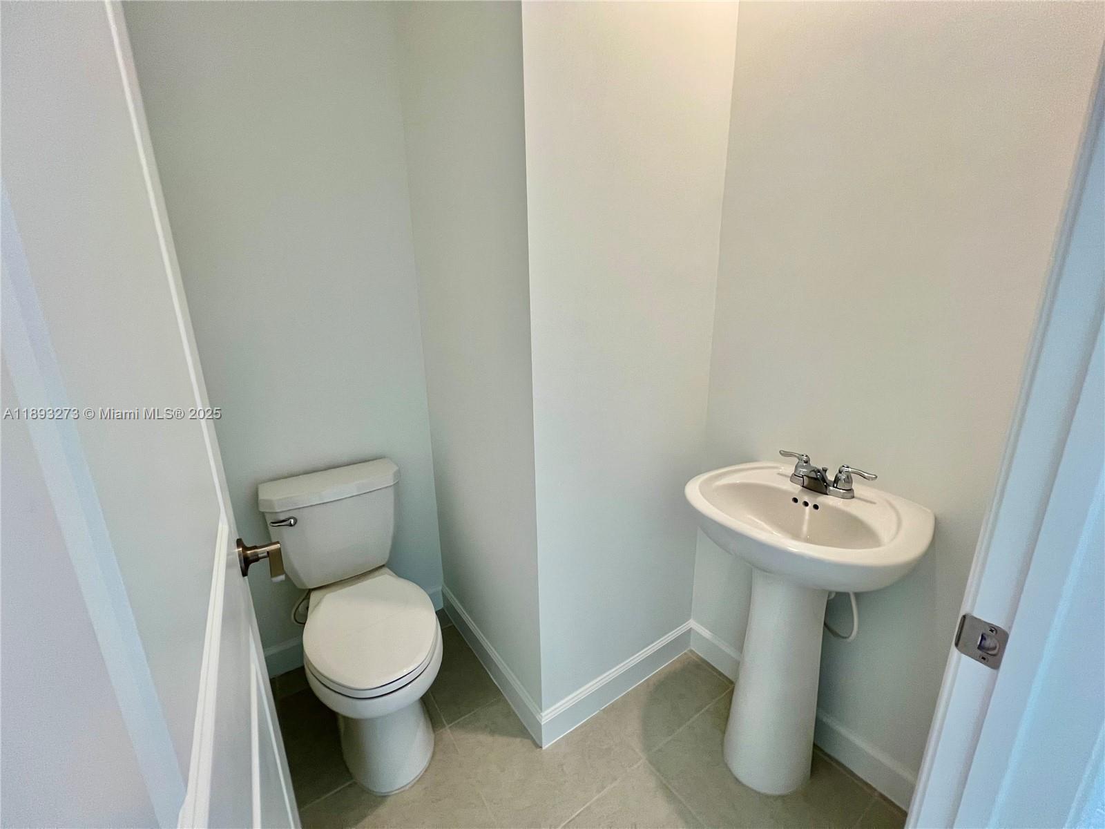 VERANDA PLAT NO. 9 - Residential Lease