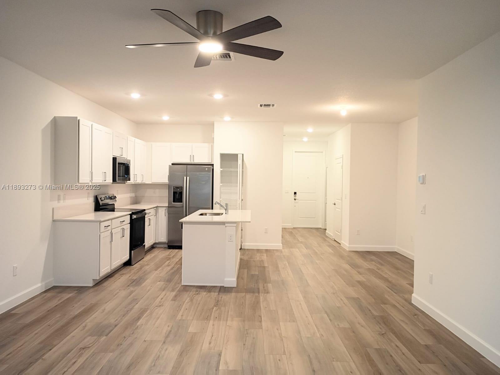 VERANDA PLAT NO. 9 - Residential Lease