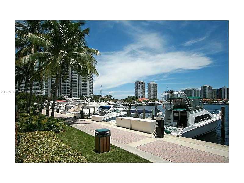 HARBORSIDE AT THE WATERWA - Residential