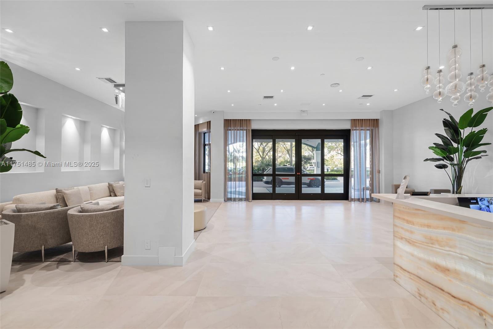 HARBORSIDE AT THE WATERWA - Residential