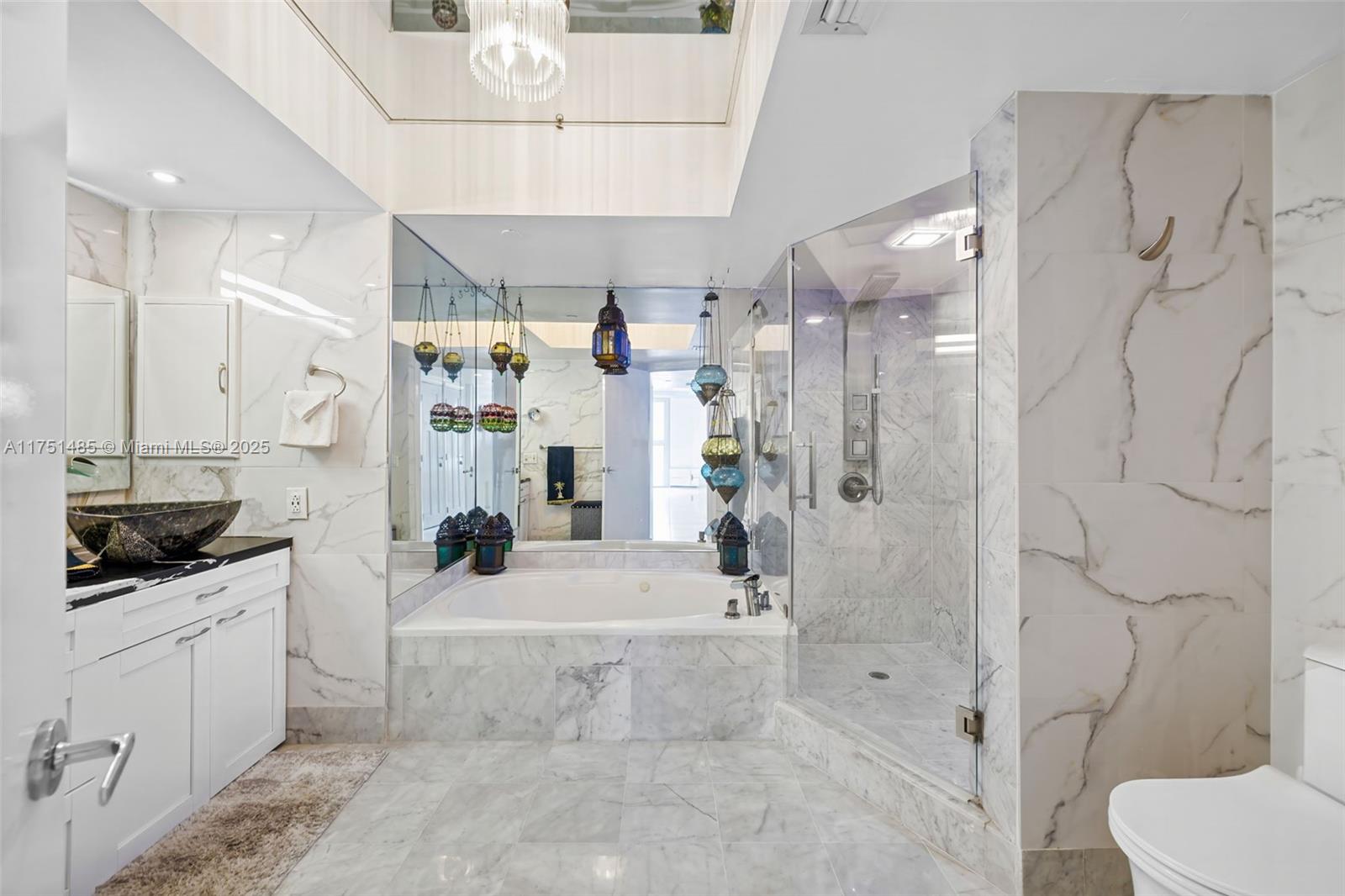 HARBORSIDE AT THE WATERWA - Residential