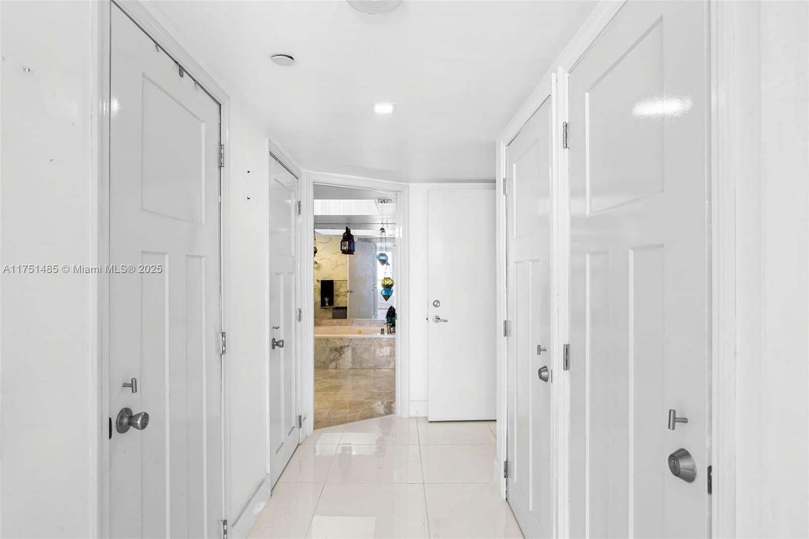 HARBORSIDE AT THE WATERWA - Residential