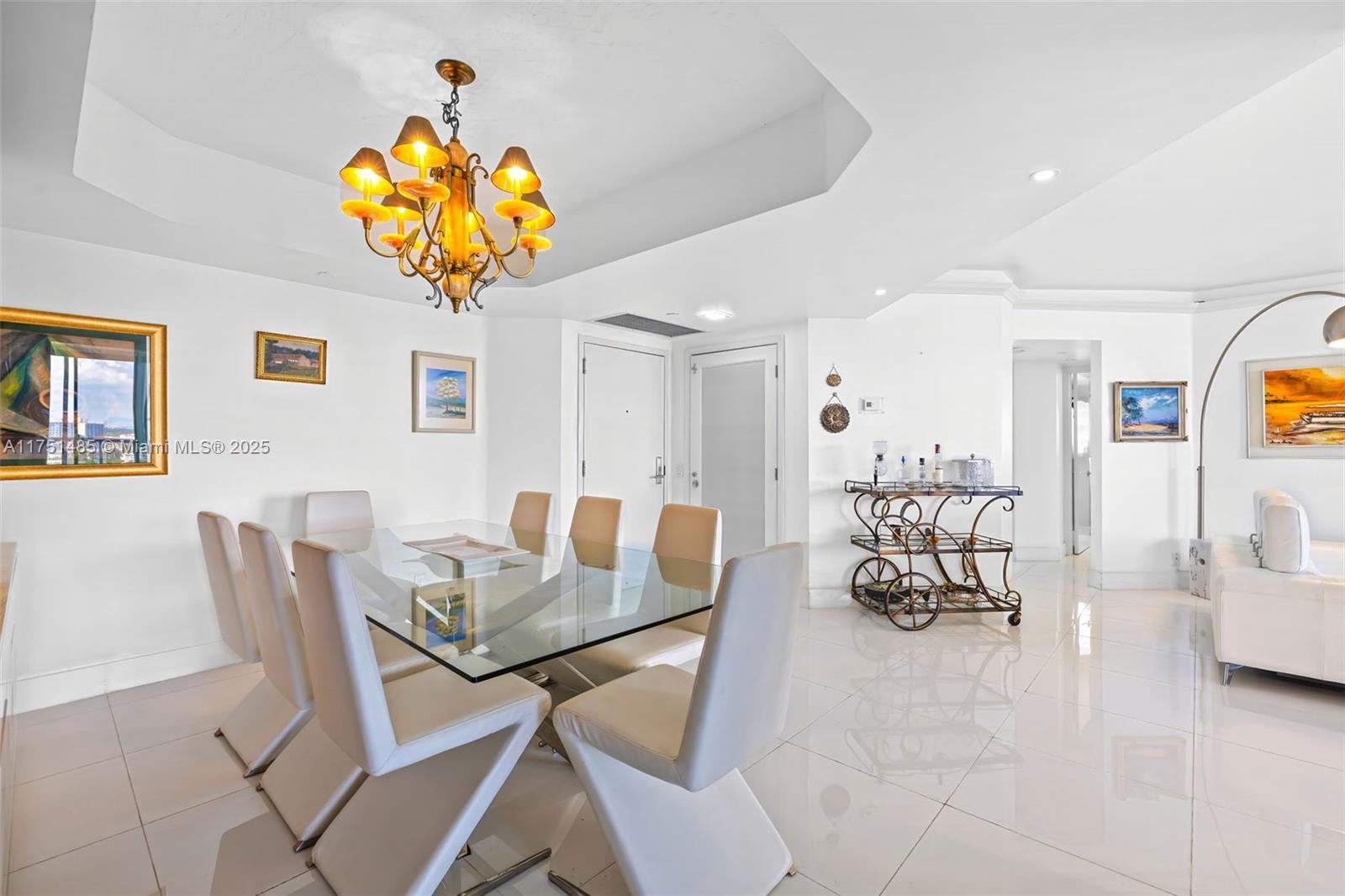 HARBORSIDE AT THE WATERWA - Residential