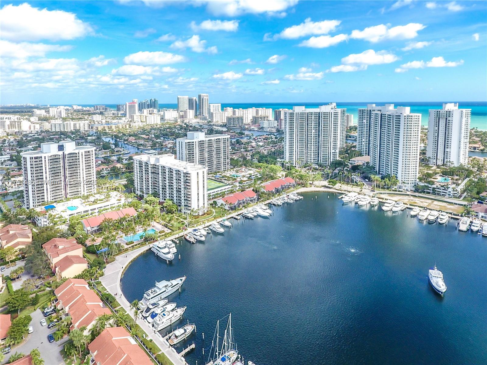 HARBORSIDE AT THE WATERWA - Residential