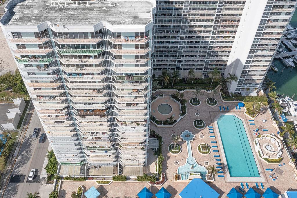 THE GRANDVIEW PALACE COND - Residential