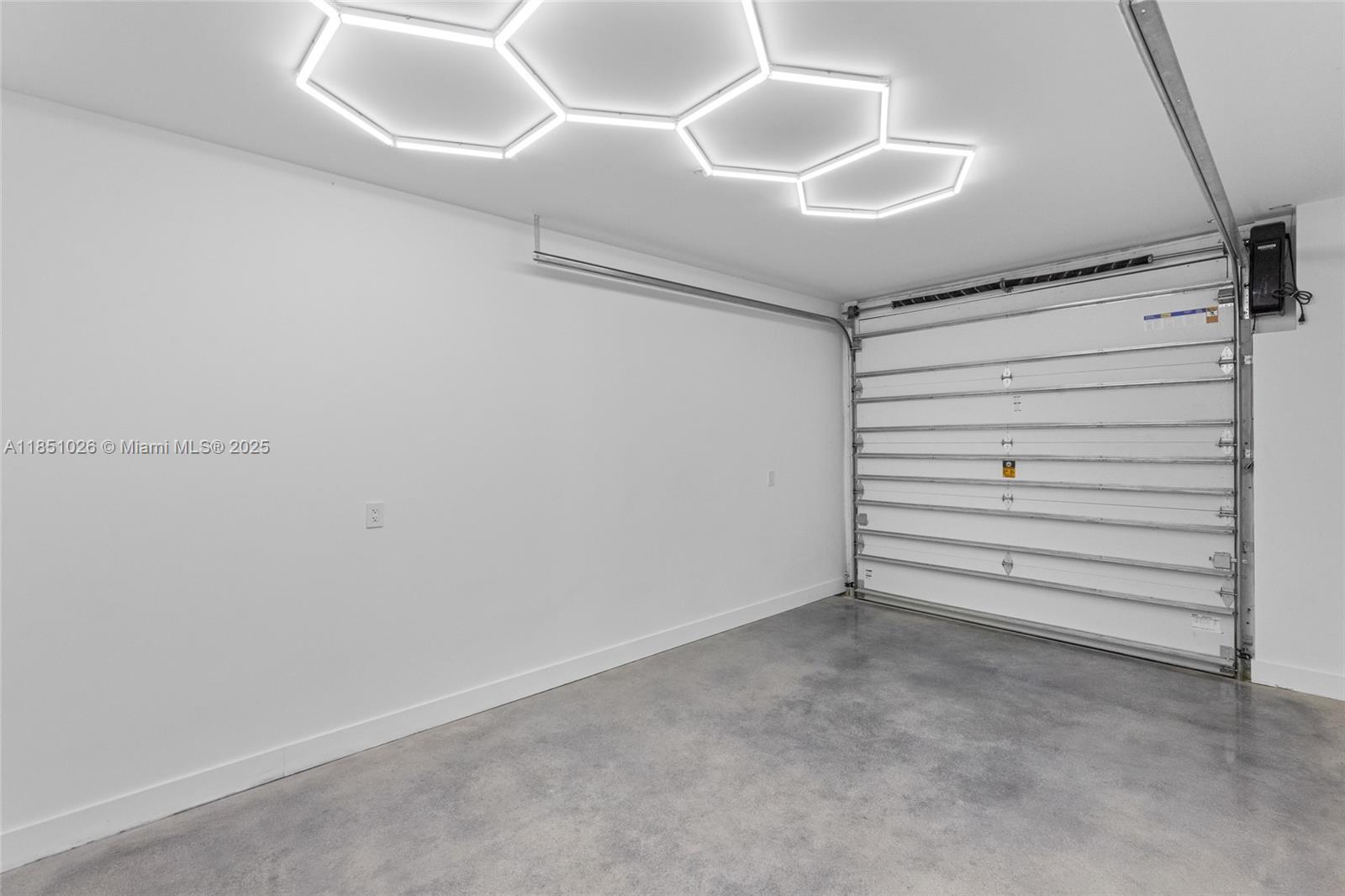 HALLMARK HEIGHTS ESTATES - Residential