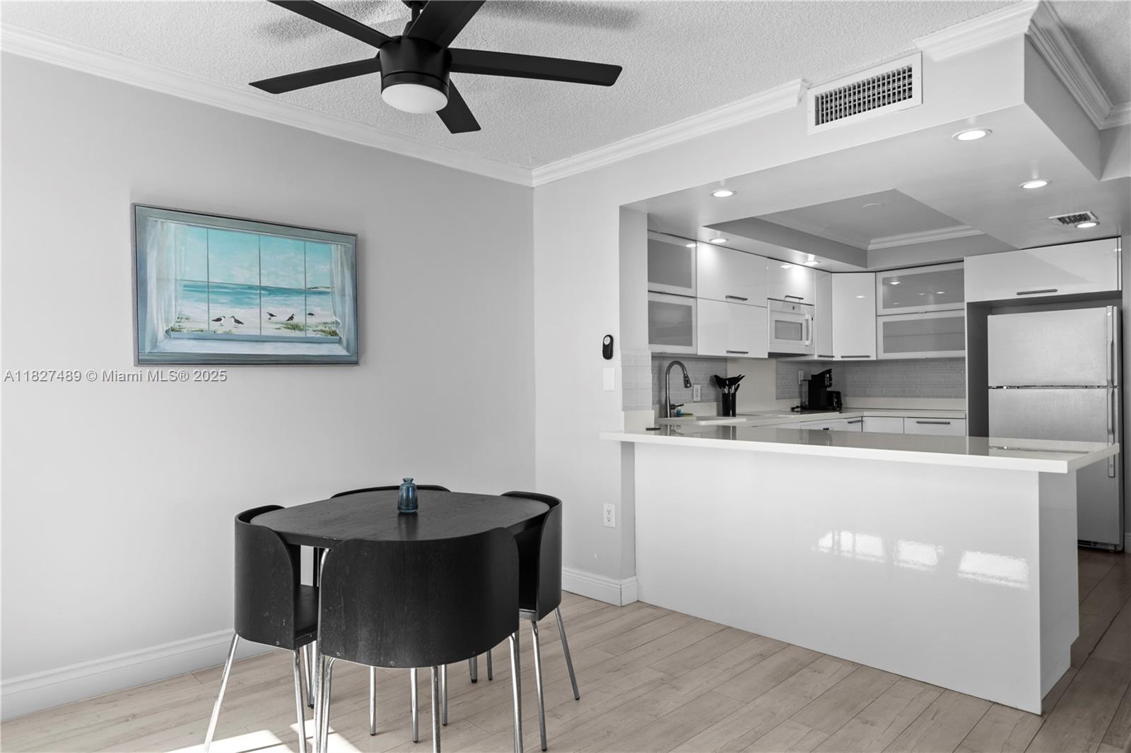 9440 W Bay Harbor Dr 5A