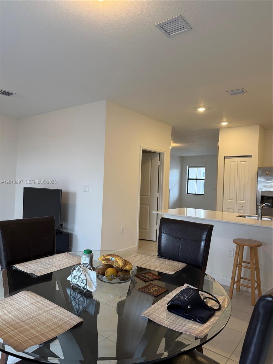 KENDALL ASSEMBLAGE NORTH - Residential