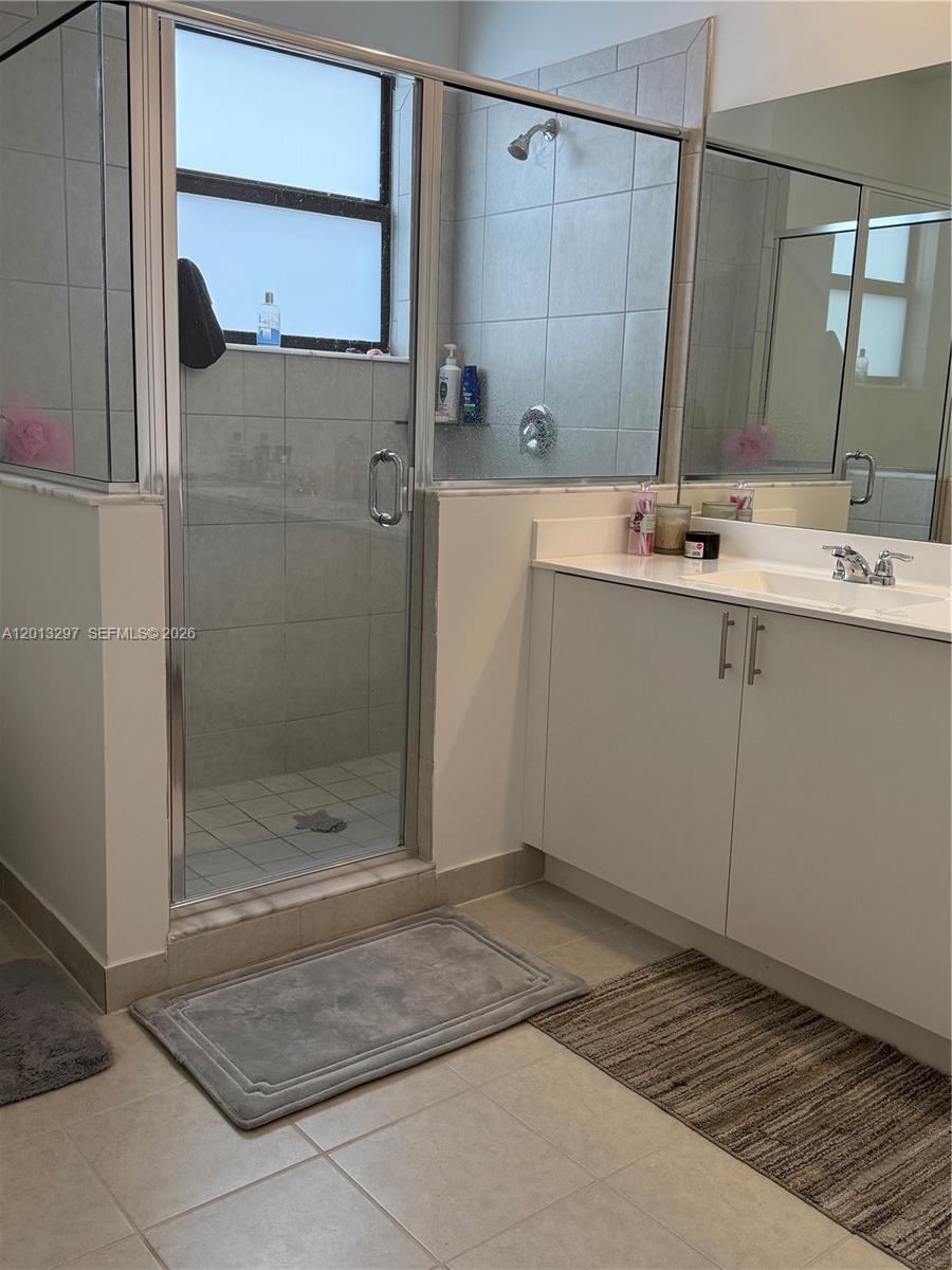 KENDALL ASSEMBLAGE NORTH - Residential