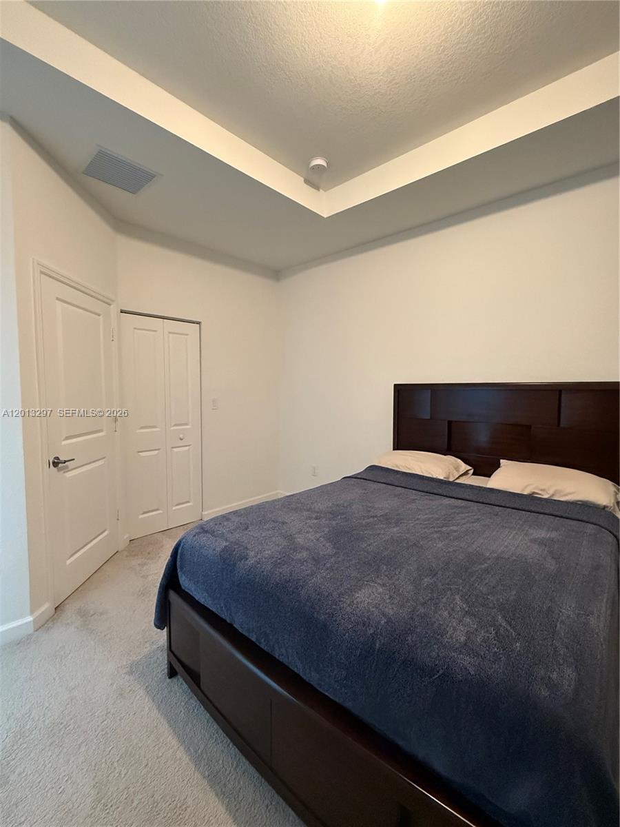KENDALL ASSEMBLAGE NORTH - Residential