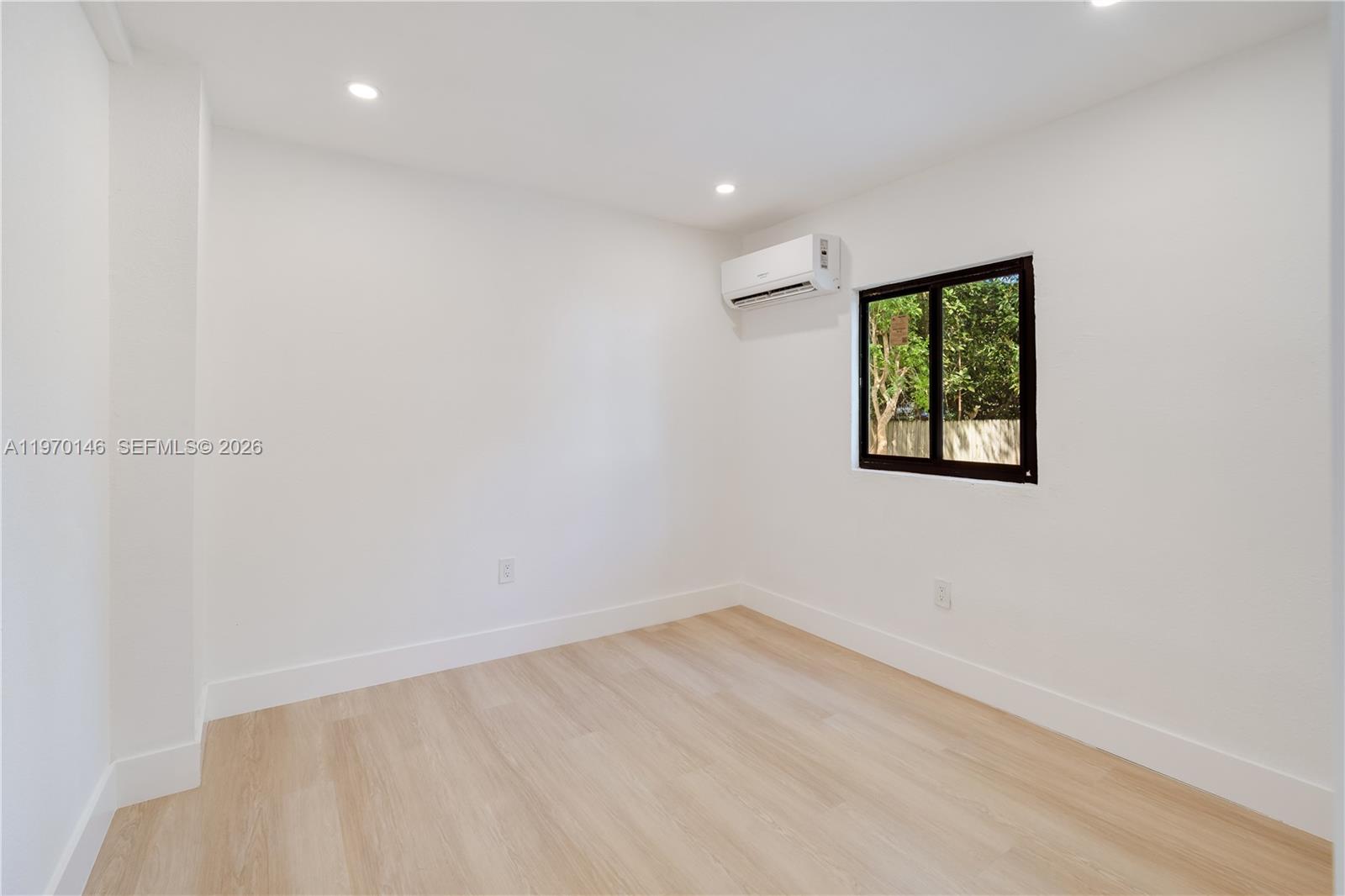 BUENA VISTA GARDENS - Residential