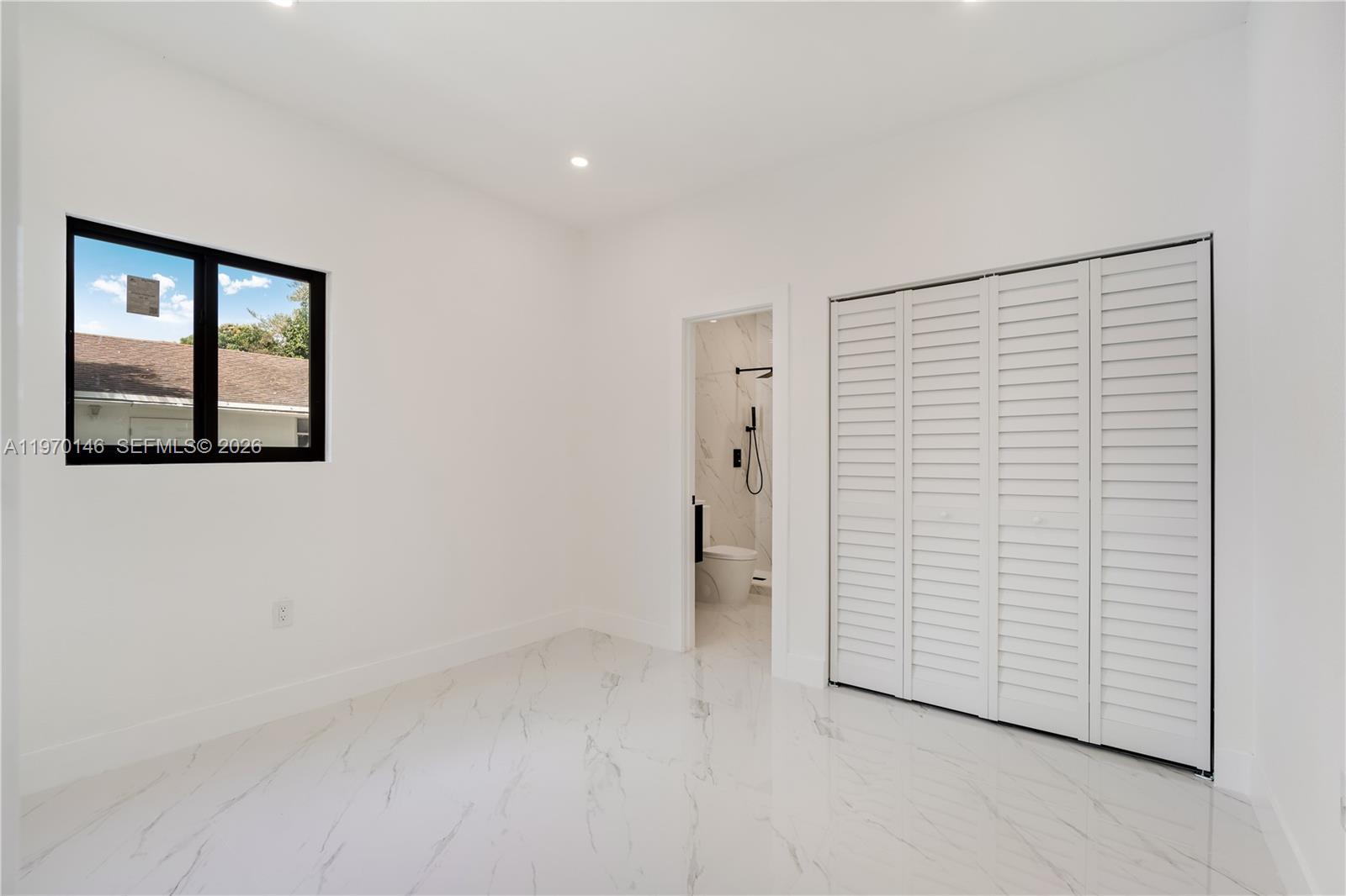 BUENA VISTA GARDENS - Residential