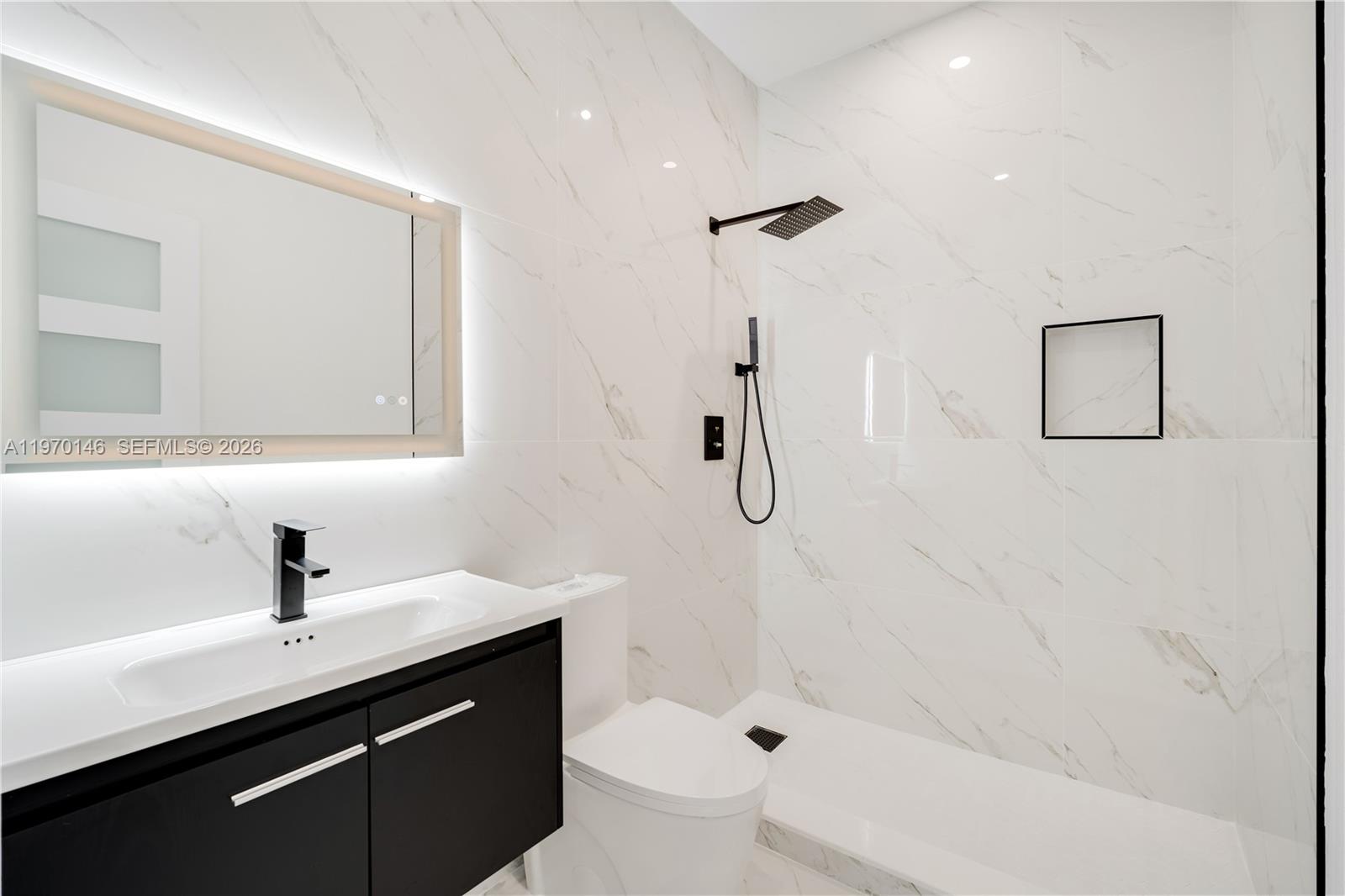 BUENA VISTA GARDENS - Residential