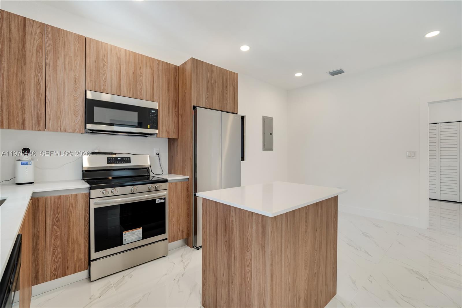 BUENA VISTA GARDENS - Residential