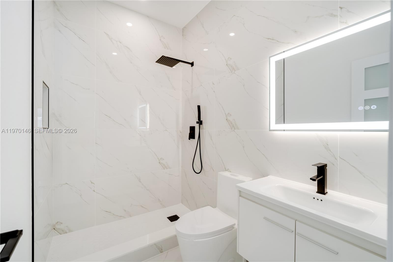 BUENA VISTA GARDENS - Residential