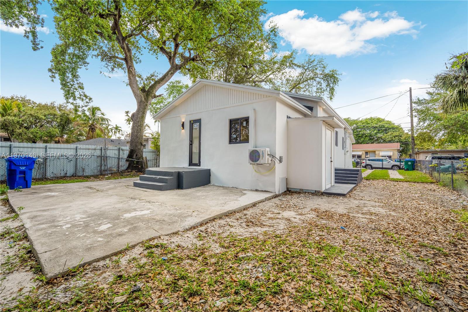 BUENA VISTA GARDENS - Residential