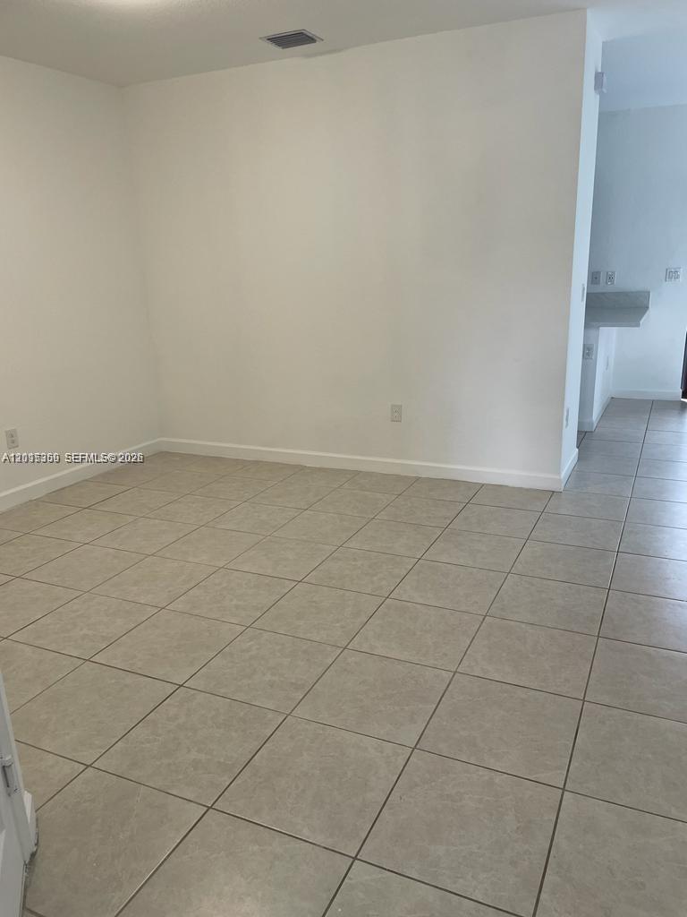 TROTTERS CHASE - Residential Lease