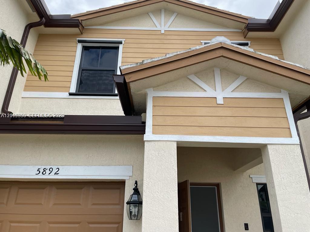 TROTTERS CHASE - Residential Lease