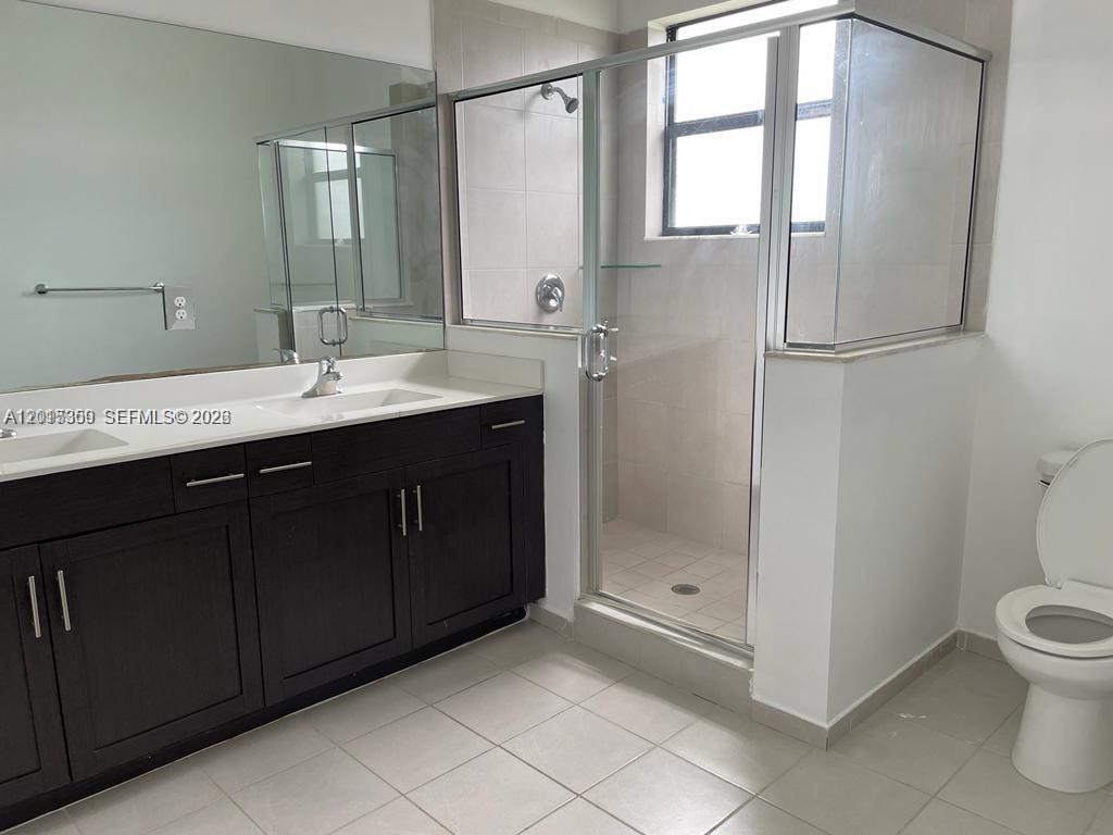 TROTTERS CHASE - Residential Lease