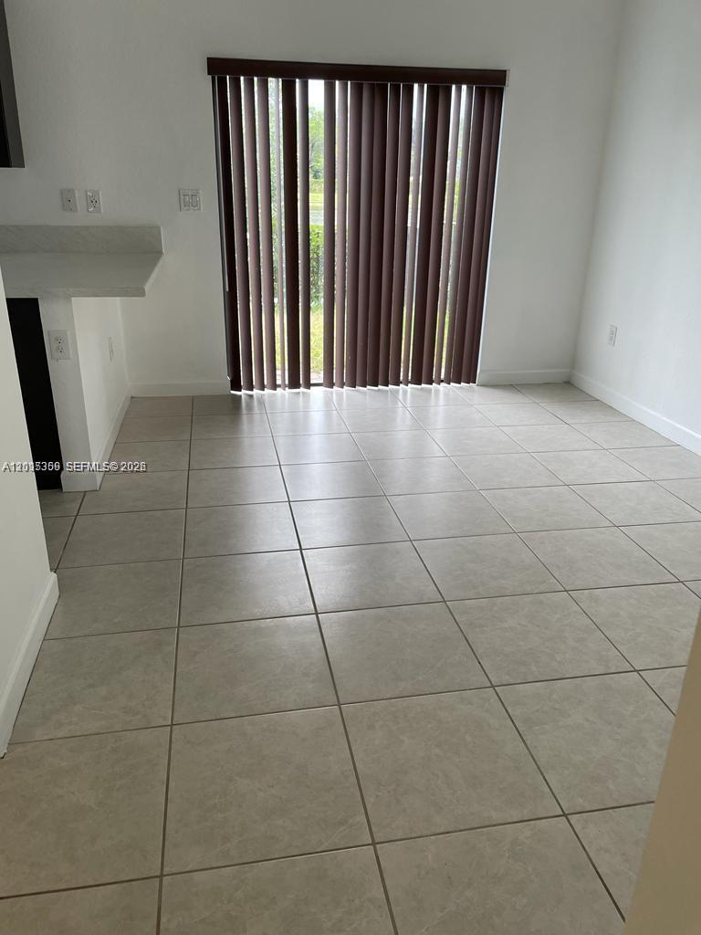 TROTTERS CHASE - Residential Lease