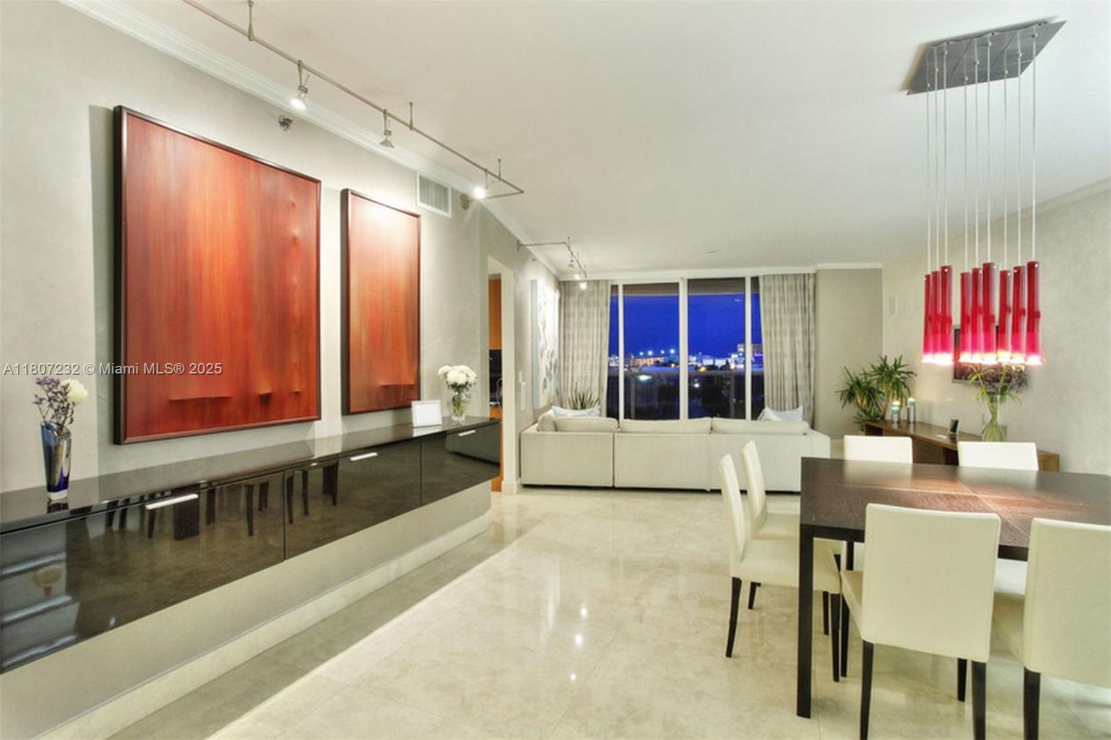 Rental Property at 400 Alton Rd 811, Miami Beach, Miami-Dade County, Florida - Bedrooms: 2 
Bathrooms: 2  - $12,000 MO.