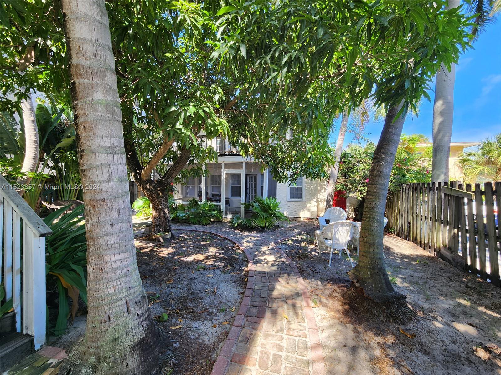 EUCALYPTUS PARK AMNDED - Residential Lease