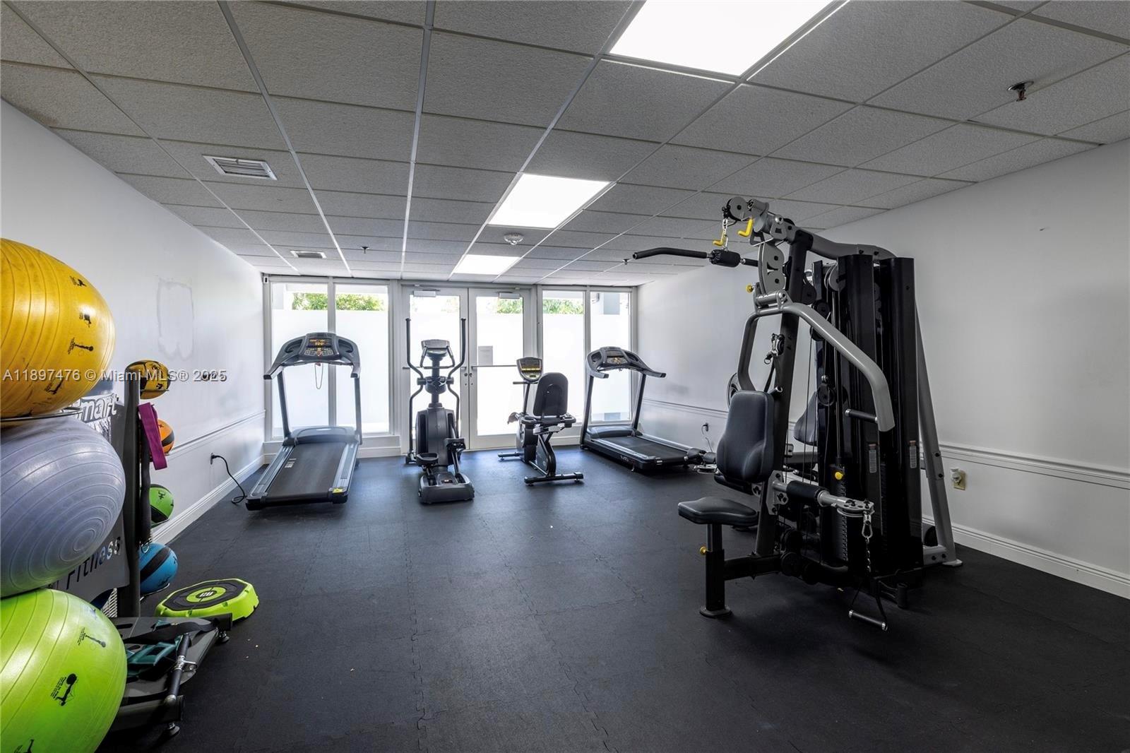 PORTUGAL TOWERS CONDO - Residential