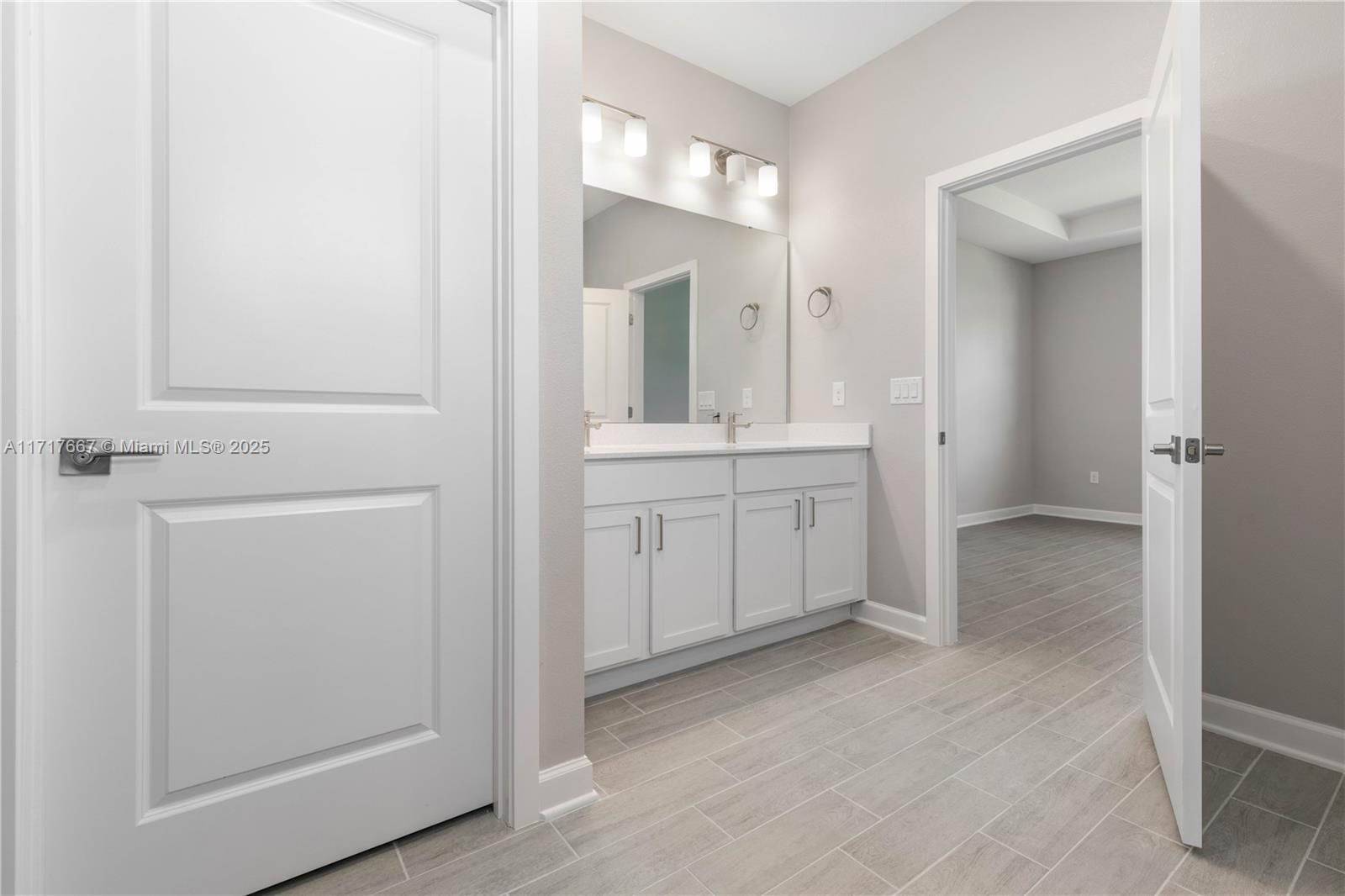 PORT MALABAR UNIT 24 - Residential