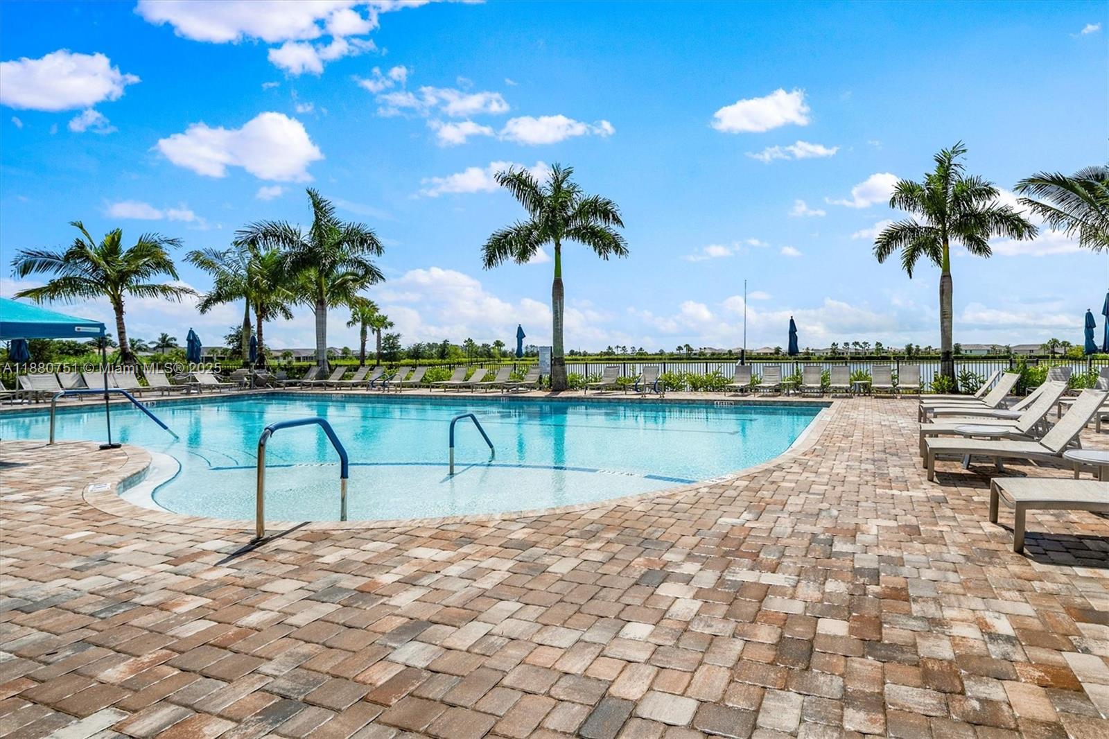 DEL WEBB AT TRADITION PLA - Residential