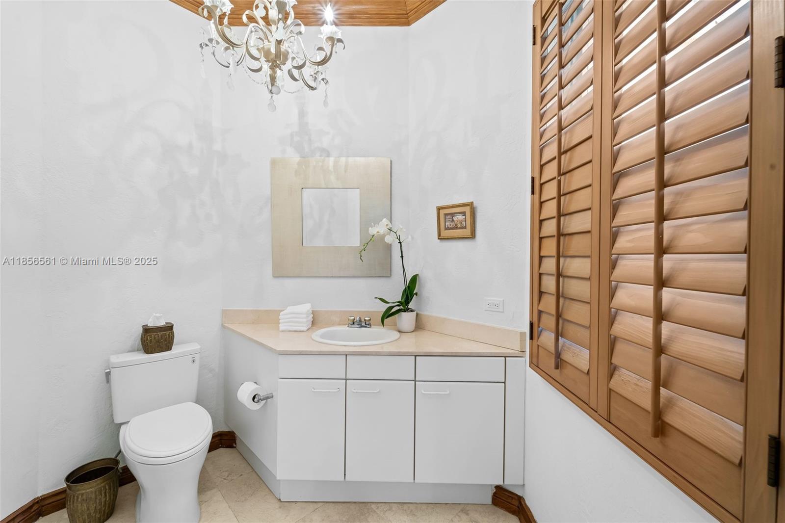 THE COURTYARDS AT THE POI - Residential