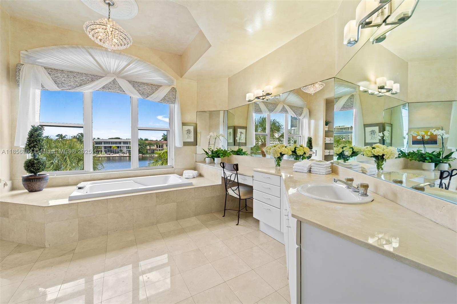 THE COURTYARDS AT THE POI - Residential