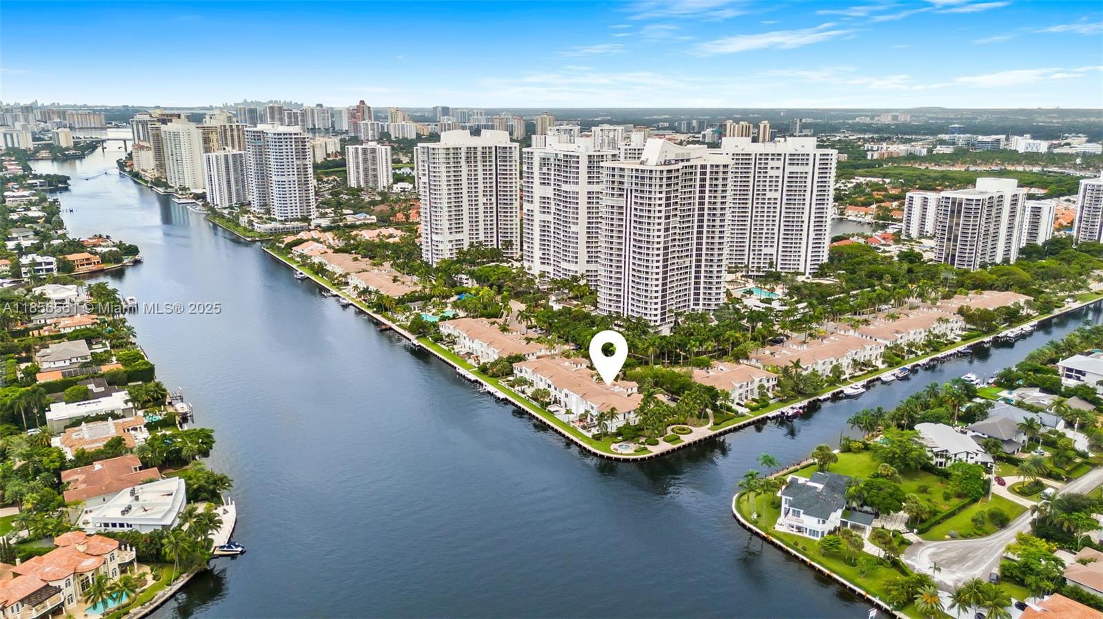THE COURTYARDS AT THE POI - Residential