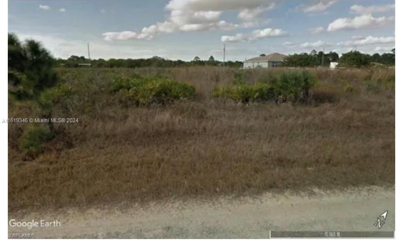 Fantastic 0.24 lot at an Outstanding Price! If you've been waiting for the right lot in SW Florida, to build a NEW home or for Investment, your moment has come! Lehigh Acres and SW Florida are growing at a fast and steady rate. Take advantage of this Opportunity, DON'T WAIT!. NO HOA!!