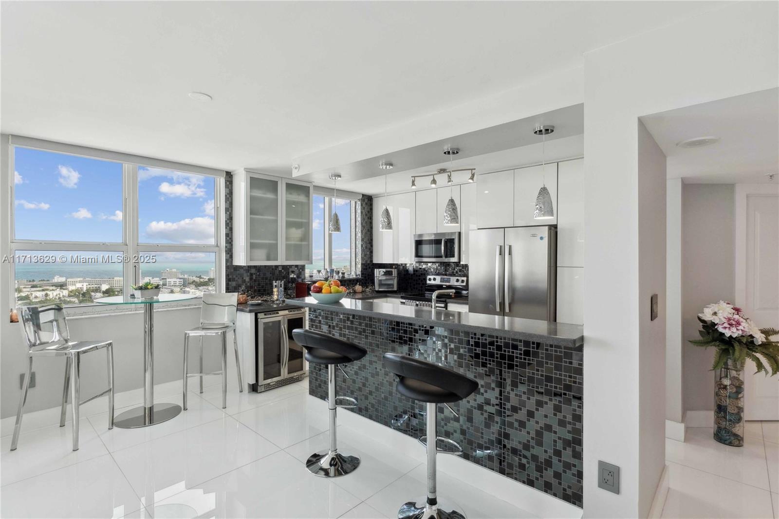 THE FLORIDIAN CONDO - Residential