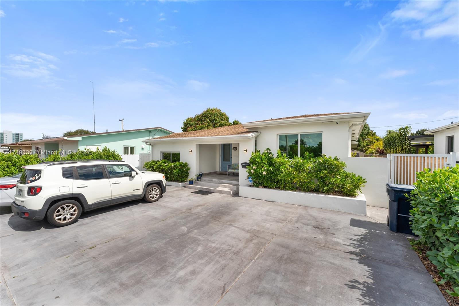 CORAL VILLAS REV - Residential