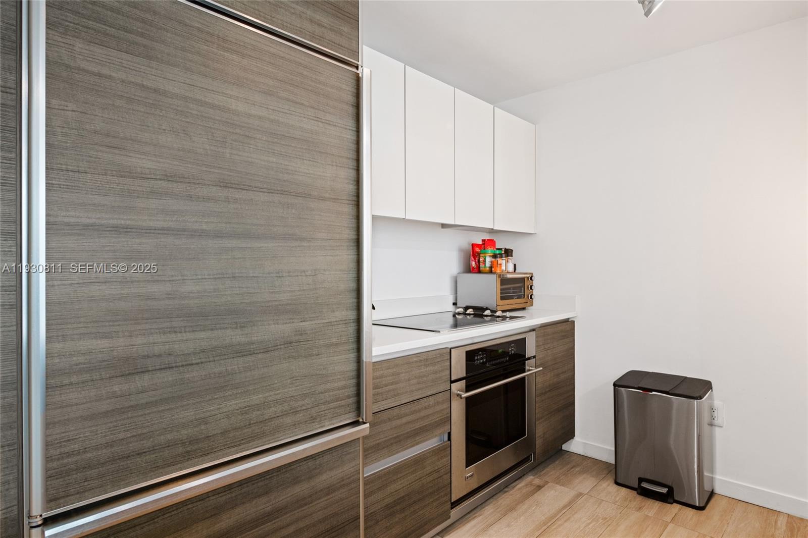 1100 MILLECENTO RESIDENCE - Residential