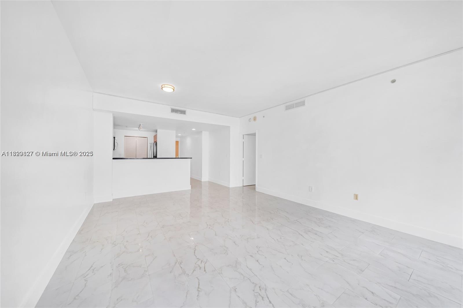 244 Biscayne Blvd 3704