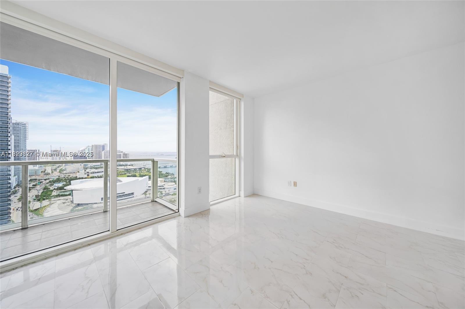 244 Biscayne Blvd 3704
