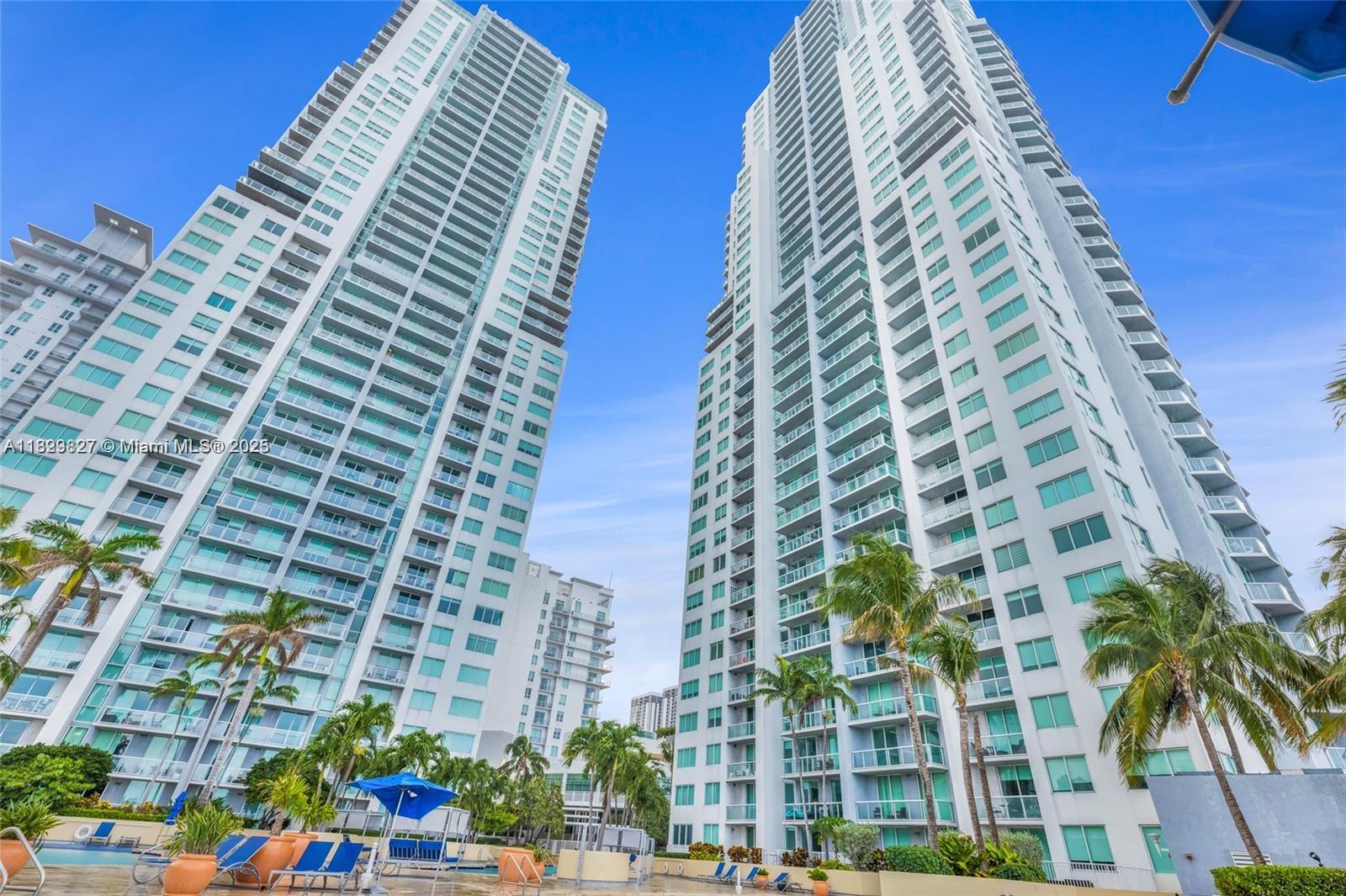 VIZCAYNE NORTH CONDO - Residential