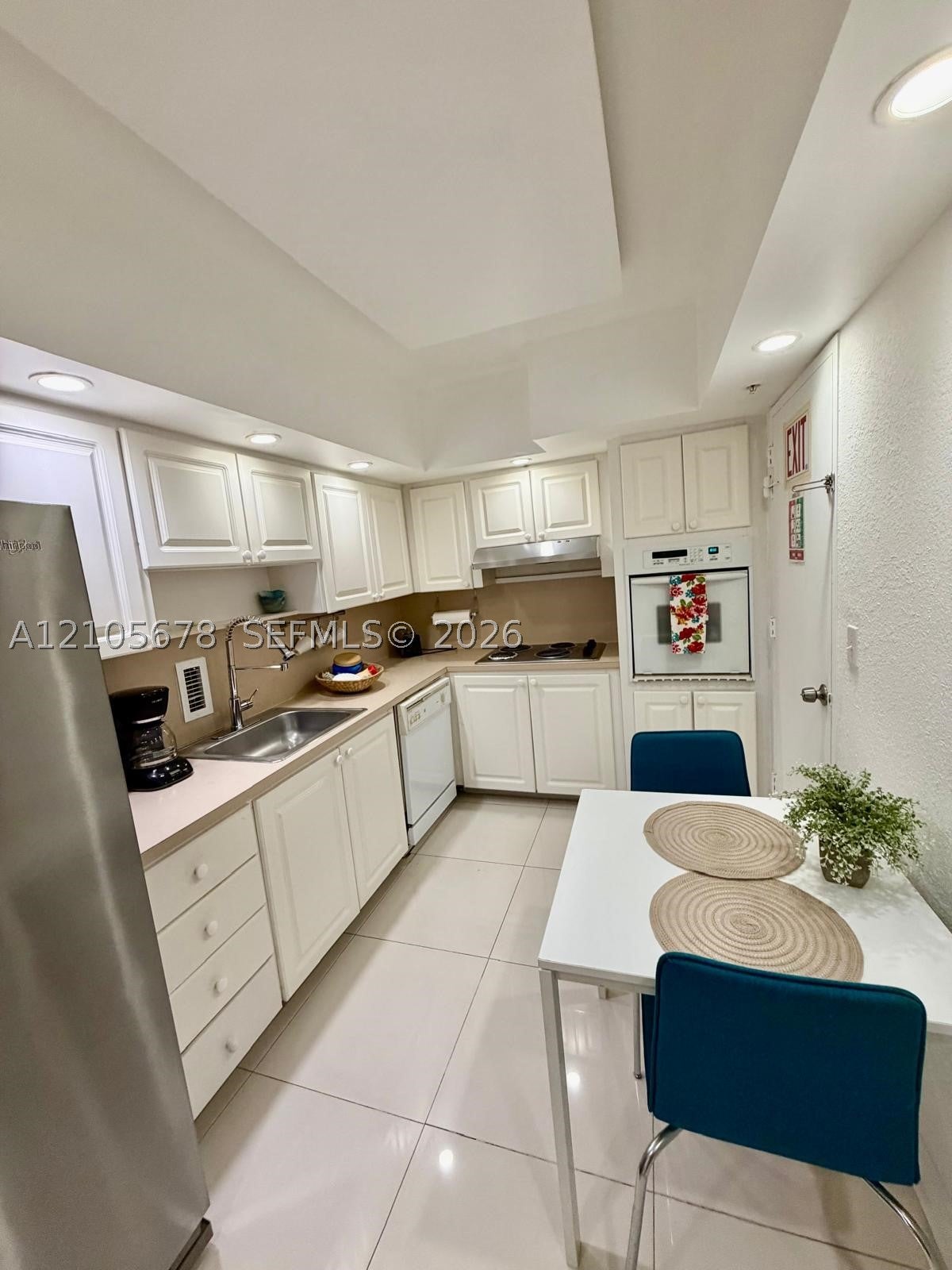 4001 S Ocean Dr 14F