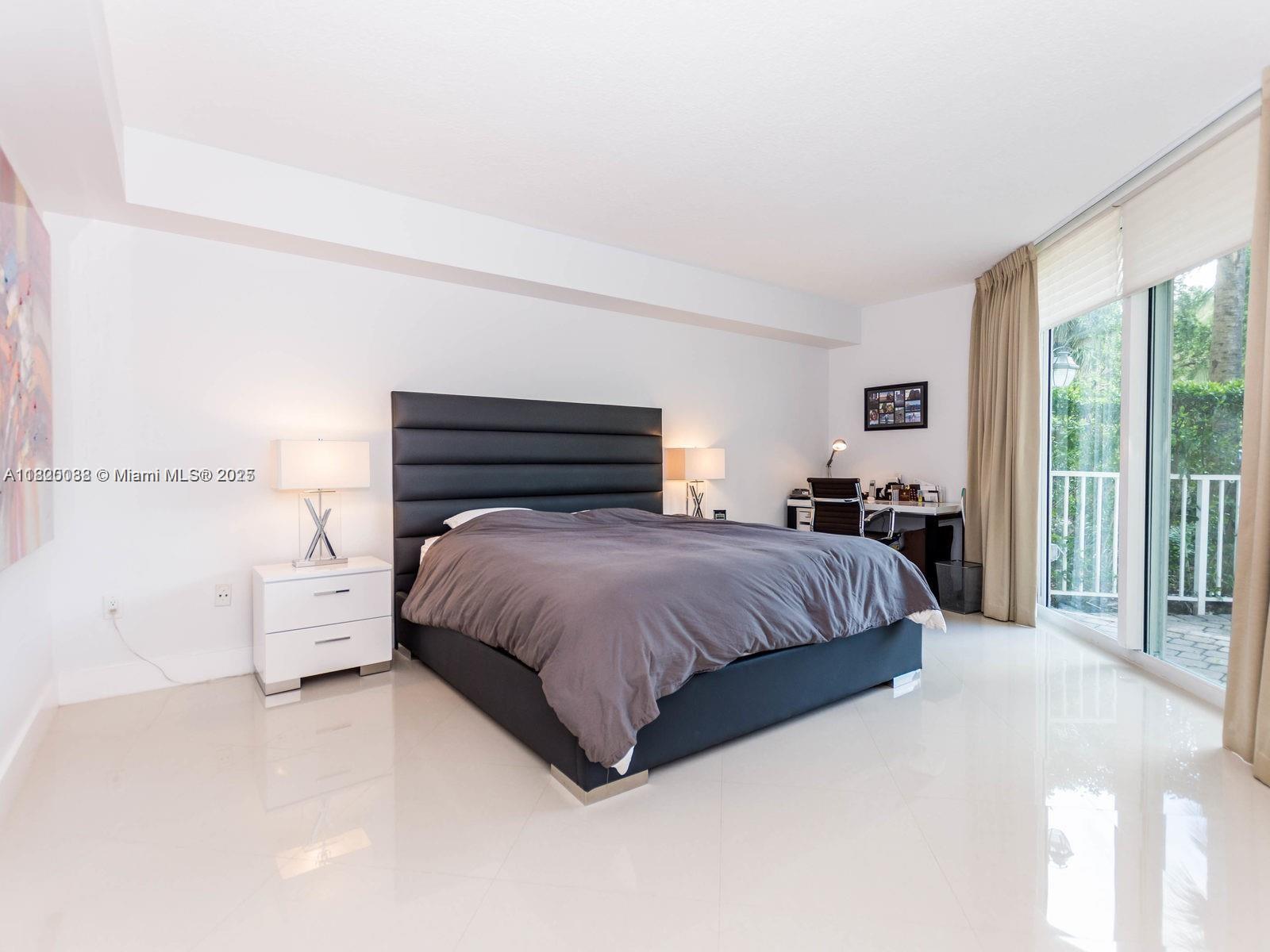 3370 Hidden Bay Dr 102
