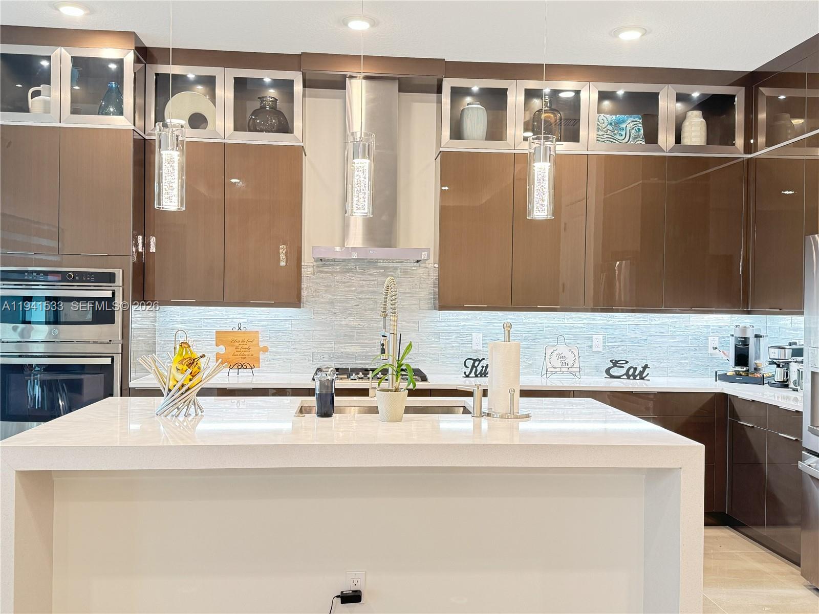 CRESSWIND PALM BEACH - Residential