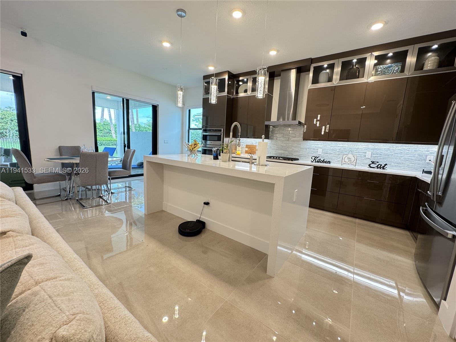 CRESSWIND PALM BEACH - Residential